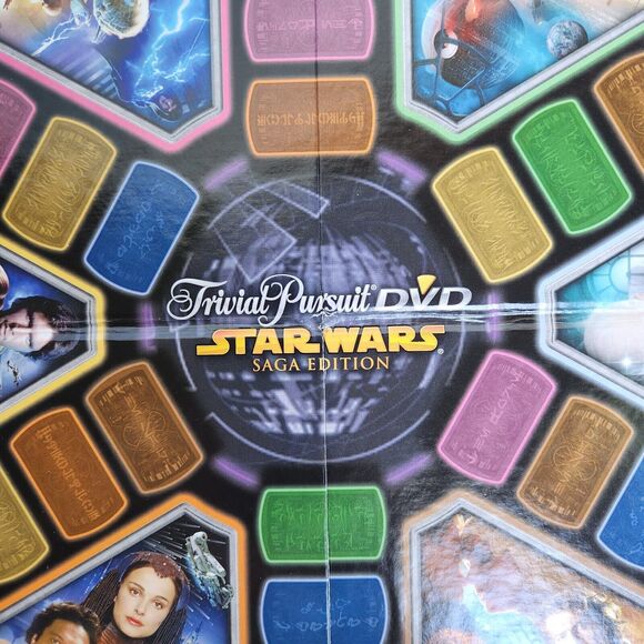 Trivial Pursuit Star Wars DVD Saga Edition 2005 Toys R Us Exclusive Tin COA - Picture 5 of 12